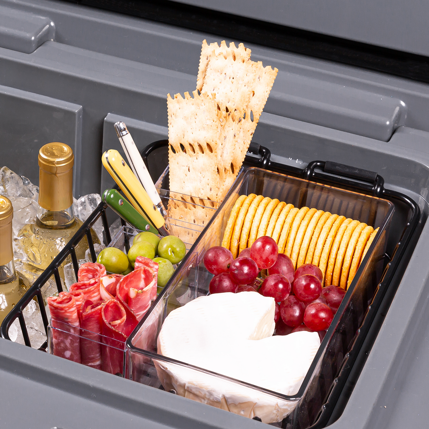 brutank-35qt-55qt-dry-rack-z0 brutank-dry-rack_accessory_alt-1.png