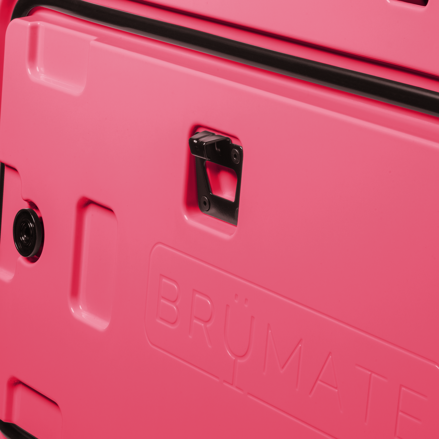 brutank-i4 brutank-55qt-neonpink-bottle-opener.png