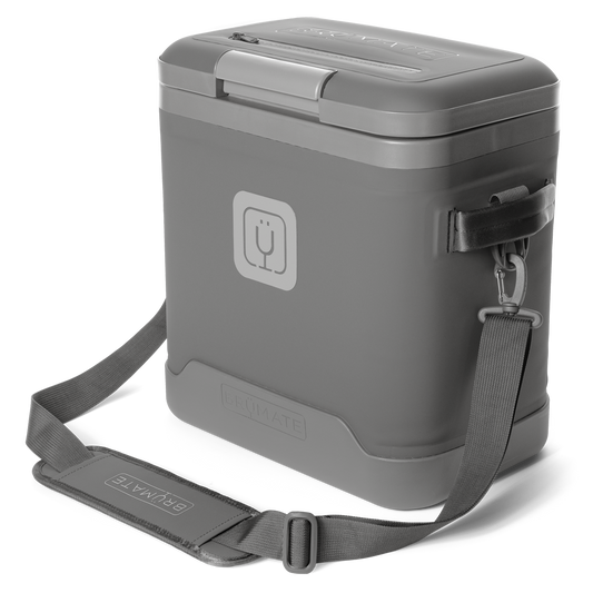 magpack-18-can-g2 magpack_18_graphite_front_strap.png